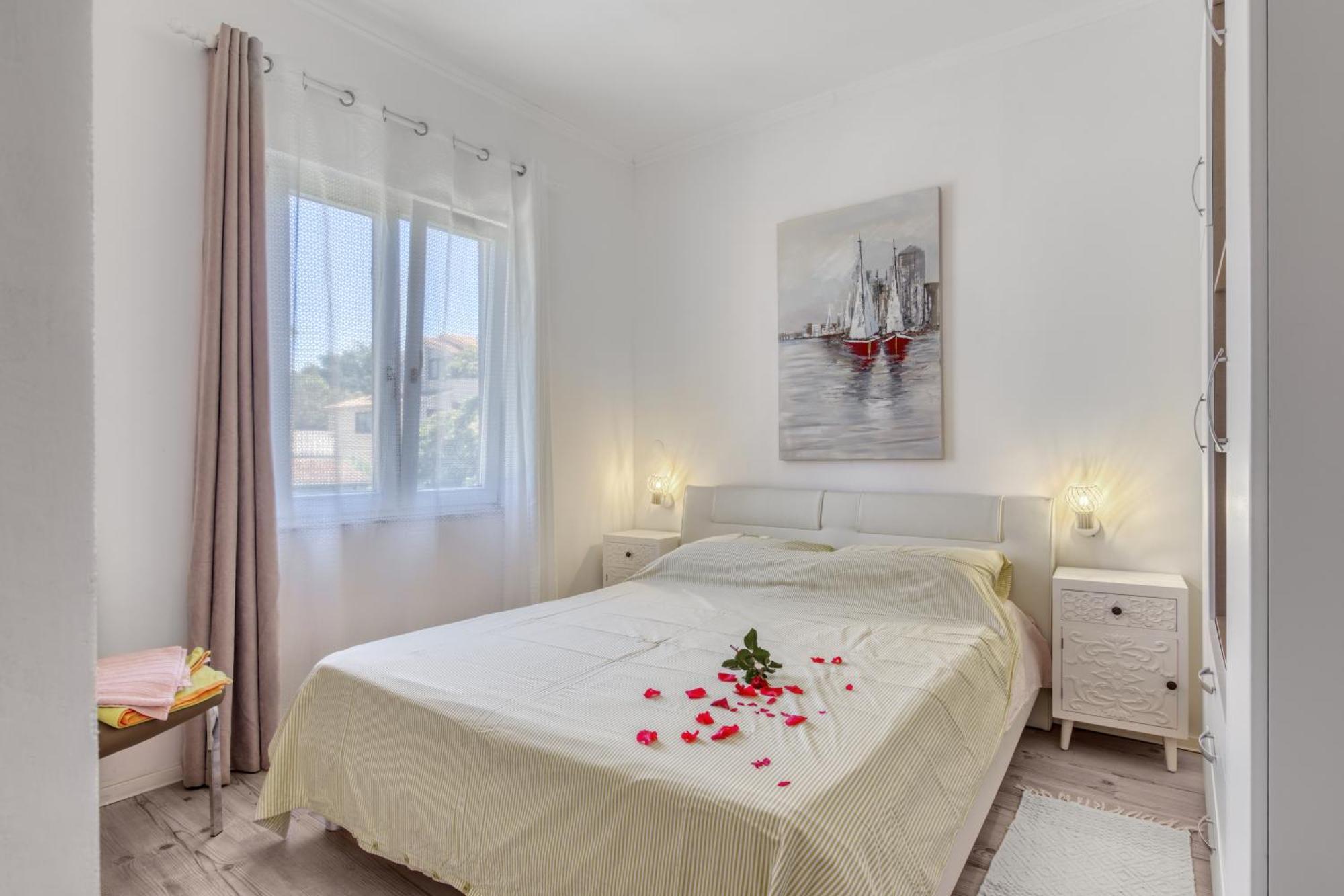 Charming House On The Beach And Deluxe Apartment Пула Номер фото